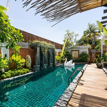 The Kembali Luxury Villa - Melaka 5 Bedroom Екстериор снимка