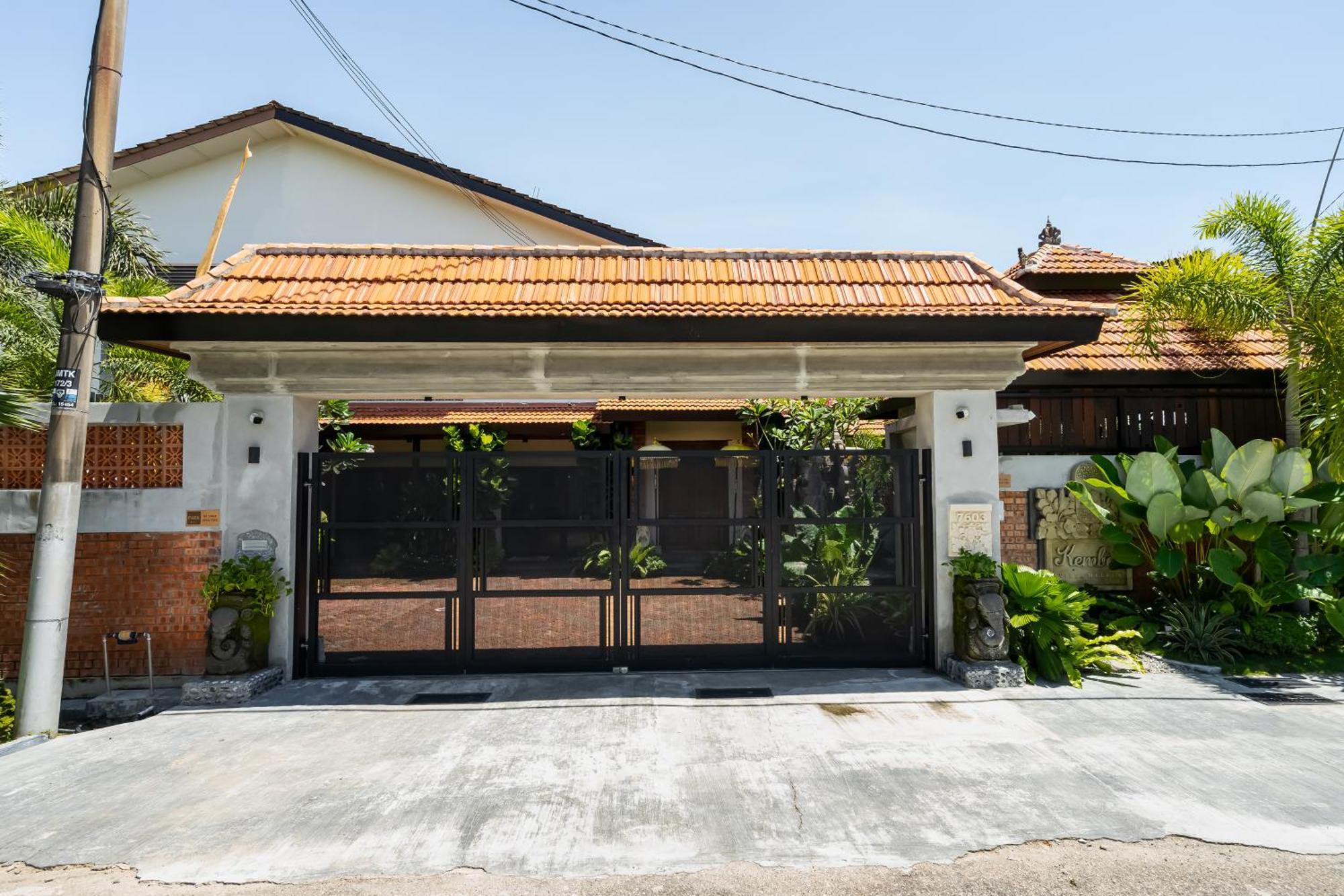 The Kembali Luxury Villa - Melaka 5 Bedroom Екстериор снимка